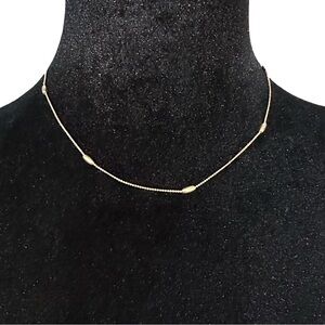 Vintage Avon Necklace Gold Tone 17 Inch Length